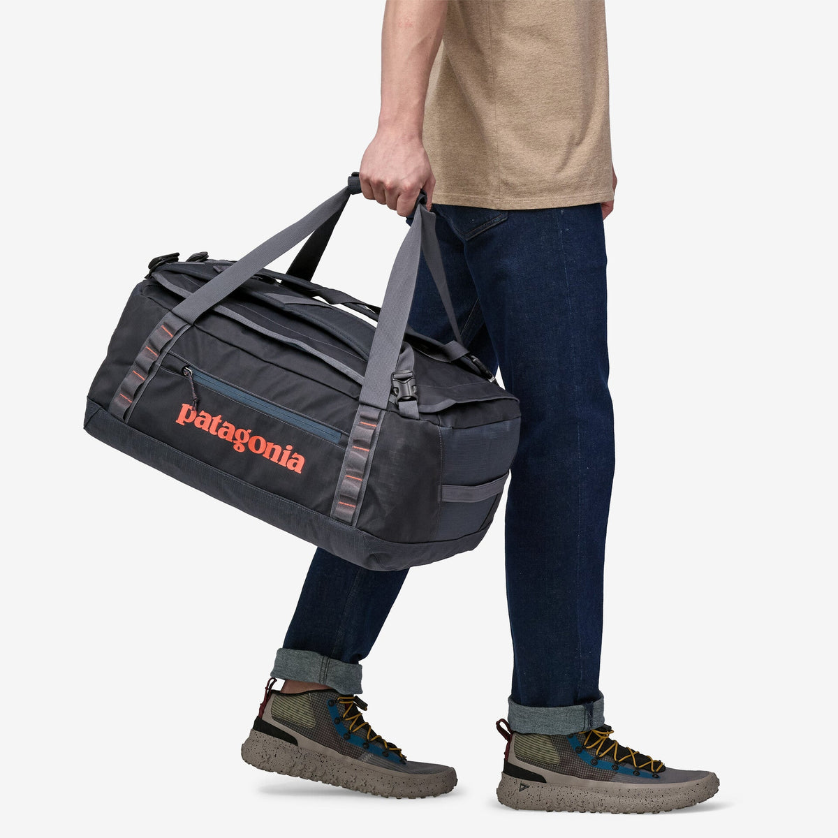 PATAGONIA - Black Hole Matte Duffel