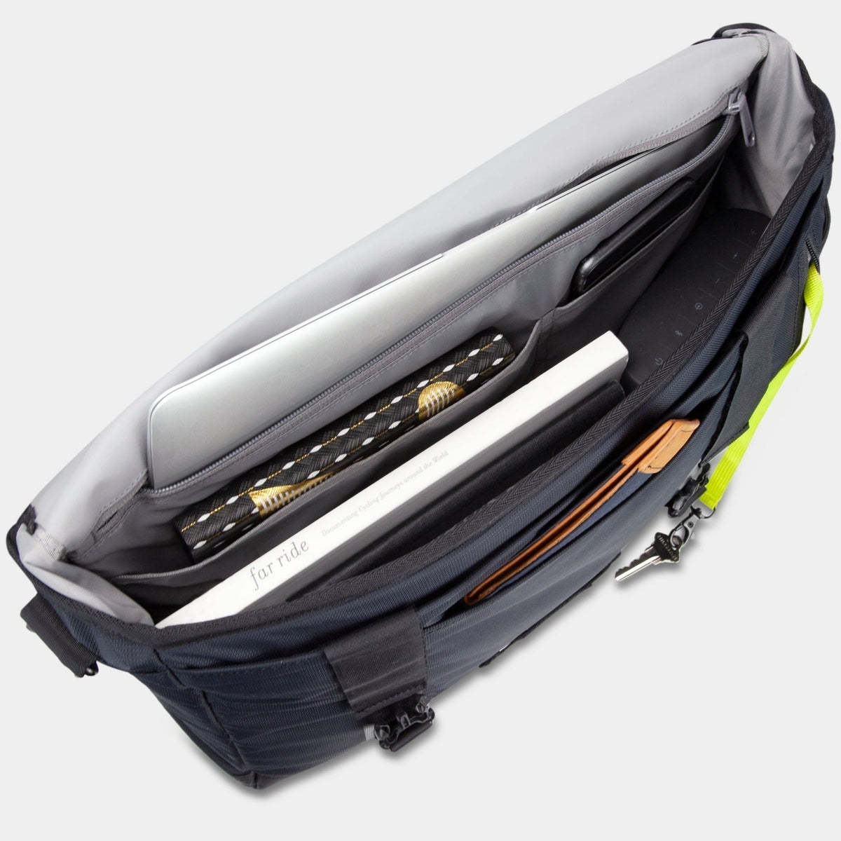 Closer Laptop Briefcase