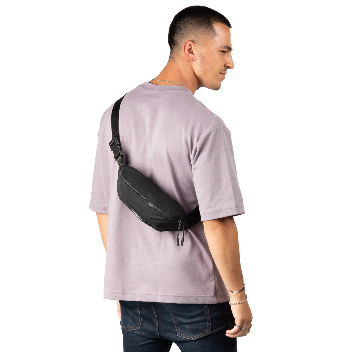 Slacker Chest Pack